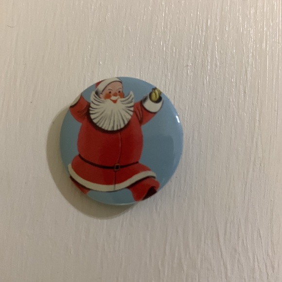 🎄Funny Christmas Buttons - 22 Pieces🎄 - Picture 11 of 16